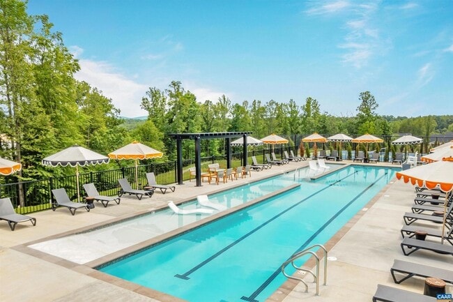 Building Photo - 92 Everglades Rd