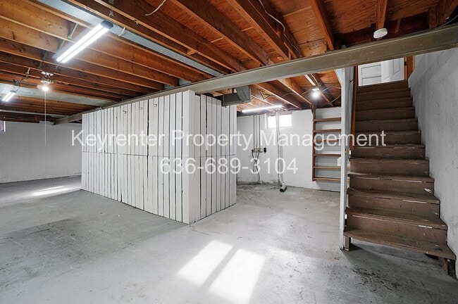 Building Photo - COMING SOON!! Charming 3-Bedroom Home in a Prime Saint Charles Location!