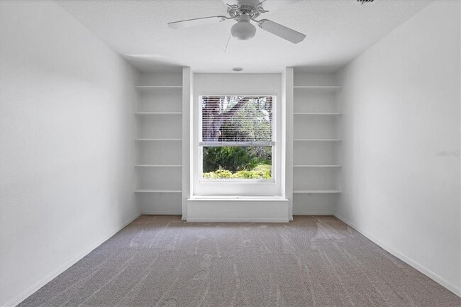 Building Photo - 8501 Park Shore Ln