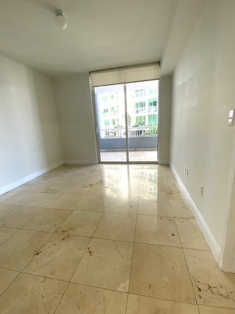 Building Photo - 170 SE 14th St