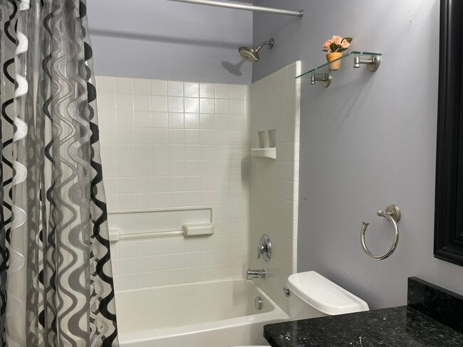 Building Photo - 5611 Wildspring Dr