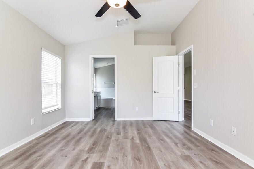 Building Photo - 8217 Water Tower Dr