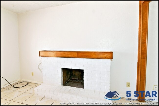 Building Photo - 7817 Caliche Dr