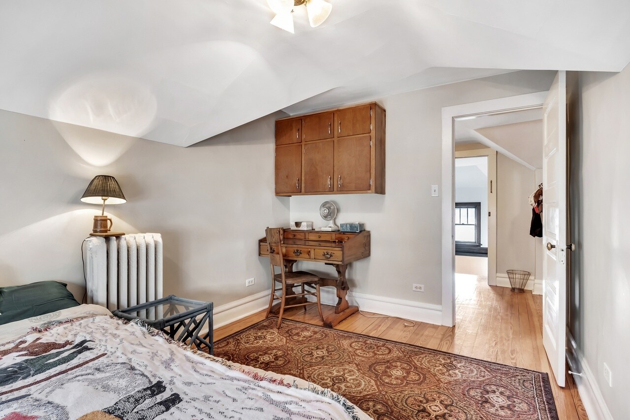 Building Photo - 32 N Ashland Ave