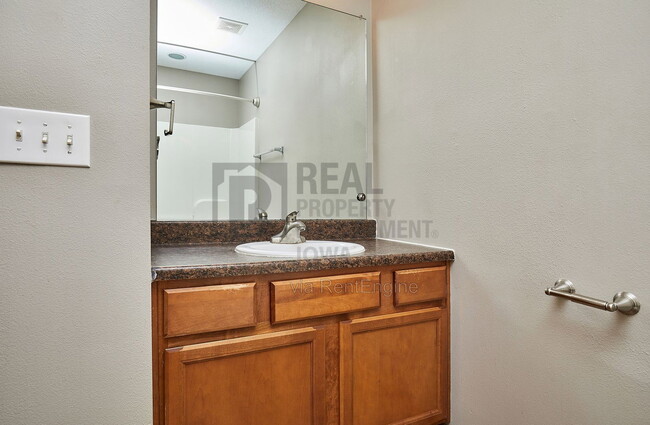 Building Photo - 3504 163rd St