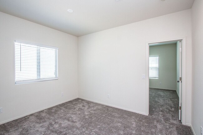 Building Photo - COMING SOON !! BRAND NEW HOME IN MARICOPA