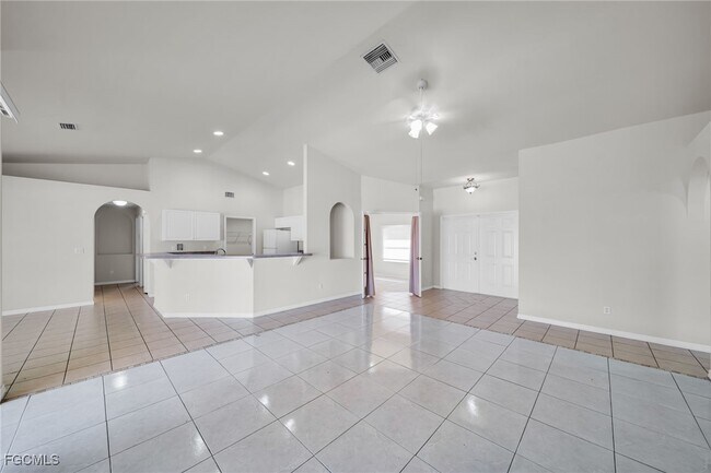 Building Photo - 1205 SW 14th Terrace