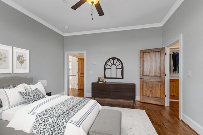 Building Photo - 5014 Mountview Pl