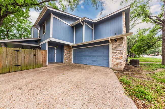 Primary Photo - 8501 Fathom Cir