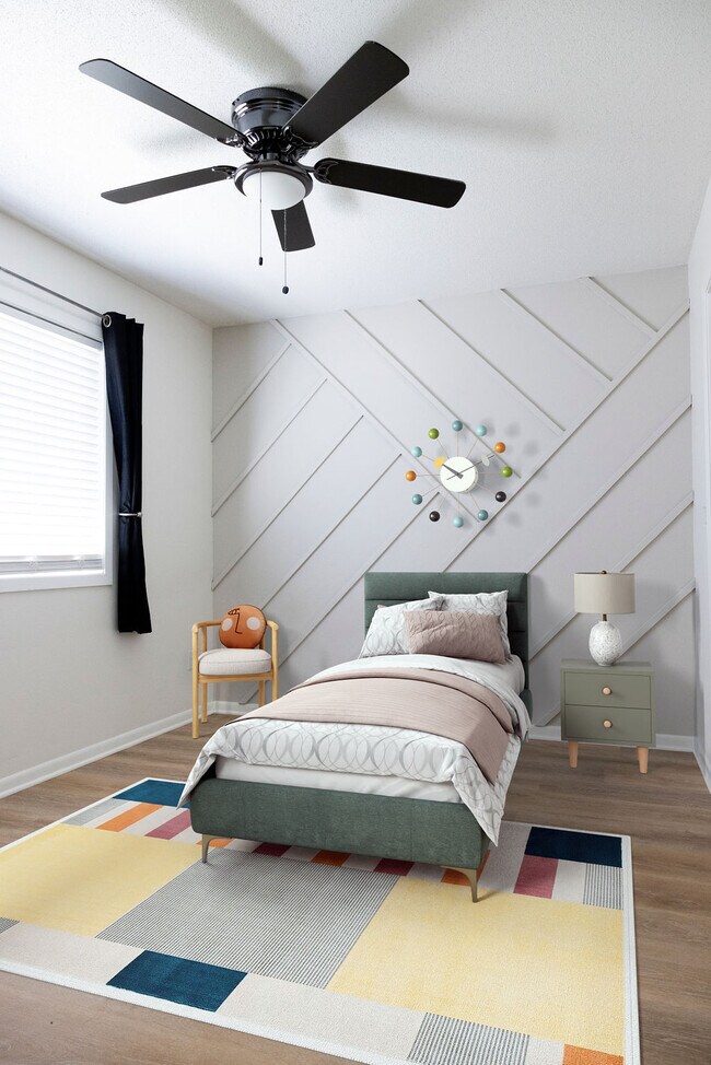 Upper Bedroom - 433 W Zeller St