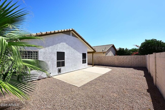 Building Photo - 4331 E Siesta Ln