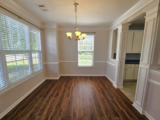 Building Photo - 127 Cirrus Ct