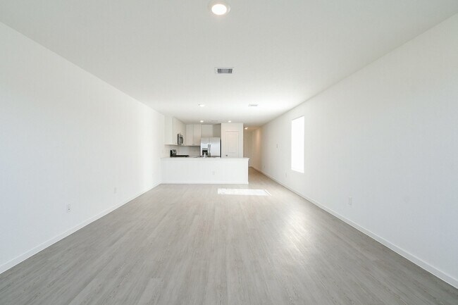 Building Photo - 6847 Flowering Ginger Ln