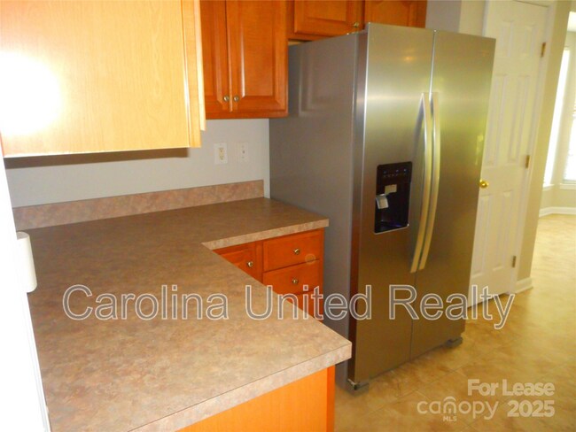 Building Photo - 1018 Fountainbrook Dr