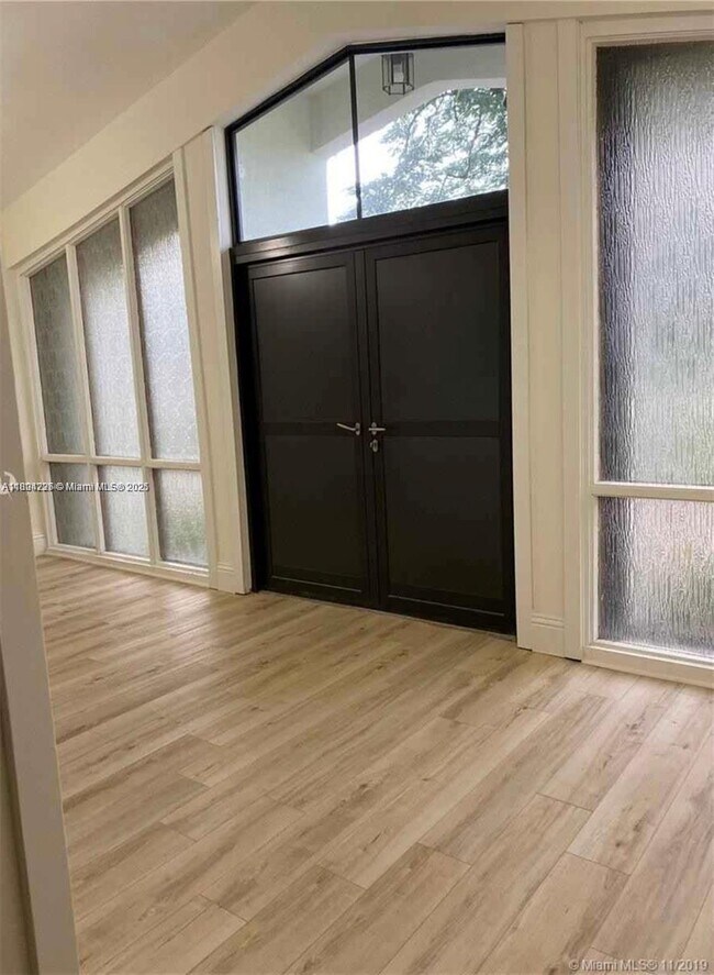 Building Photo - 7440 SW 70th Terrace
