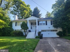 Building Photo - 1501 Walden Dr