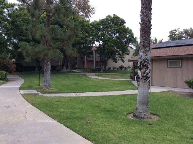 Building Photo - Todd Ranch Condo Welcome to the Todd Ranch Condo, 3-bedroom, 2-bathroom home located in the vibra...
