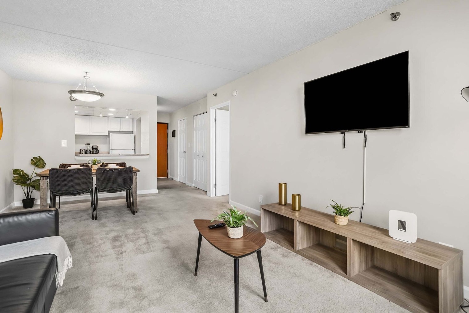 Building Photo - 401 12th St S