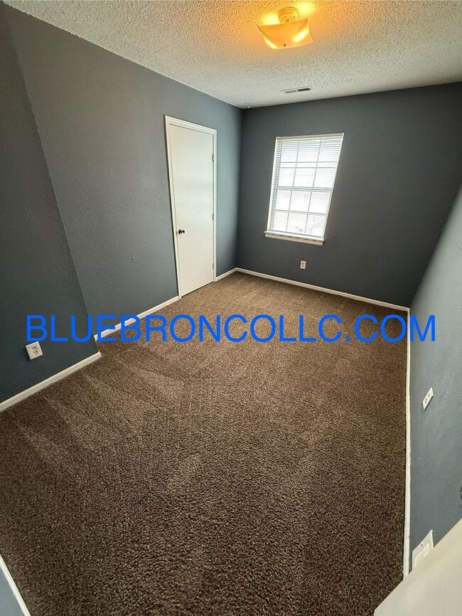 Building Photo - All the Space You Need – 3-Bedroom with Ga...