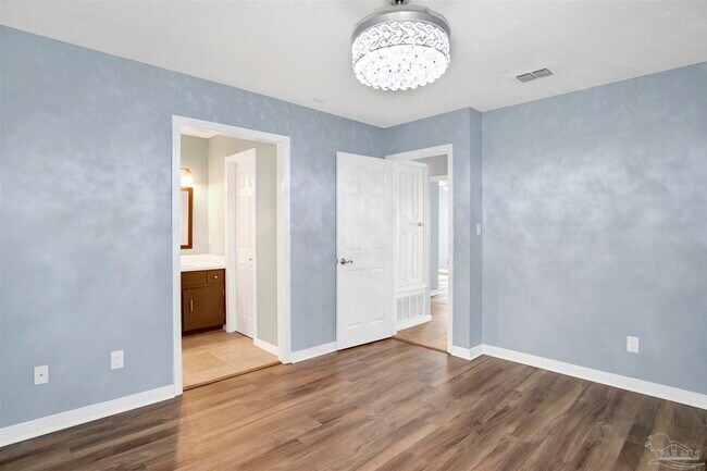 Building Photo - 10578 Fair Pine Dr