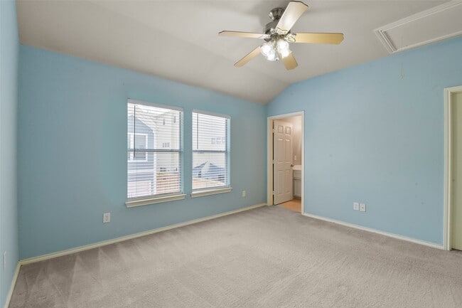 Building Photo - 2711 Polk St