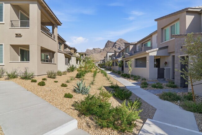 Building Photo - Experience refined living in this beautifully appointed 3-bedroom, 2.5-bathroom townhome spanning...