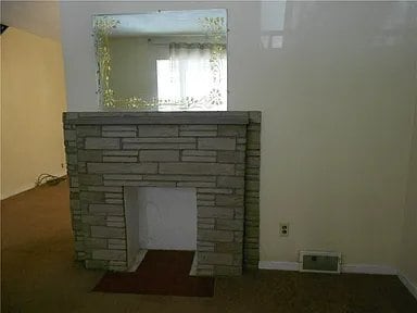 Building Photo - 909 Gaskill Ave