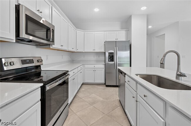 Building Photo - 9156 Leatherwood Loop
