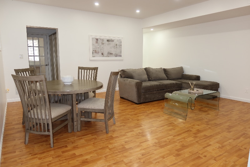 Building Photo - 68-43 Jay Ave