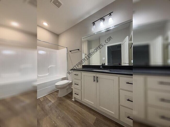 Building Photo - 32 Woodhaven Dr