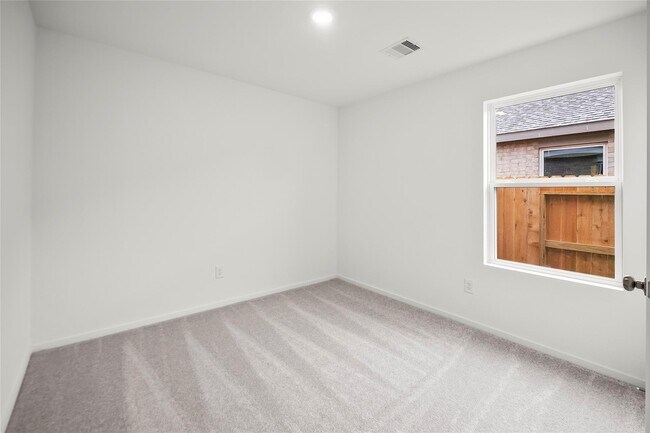 Building Photo - 3623 Atlas Pt Ln