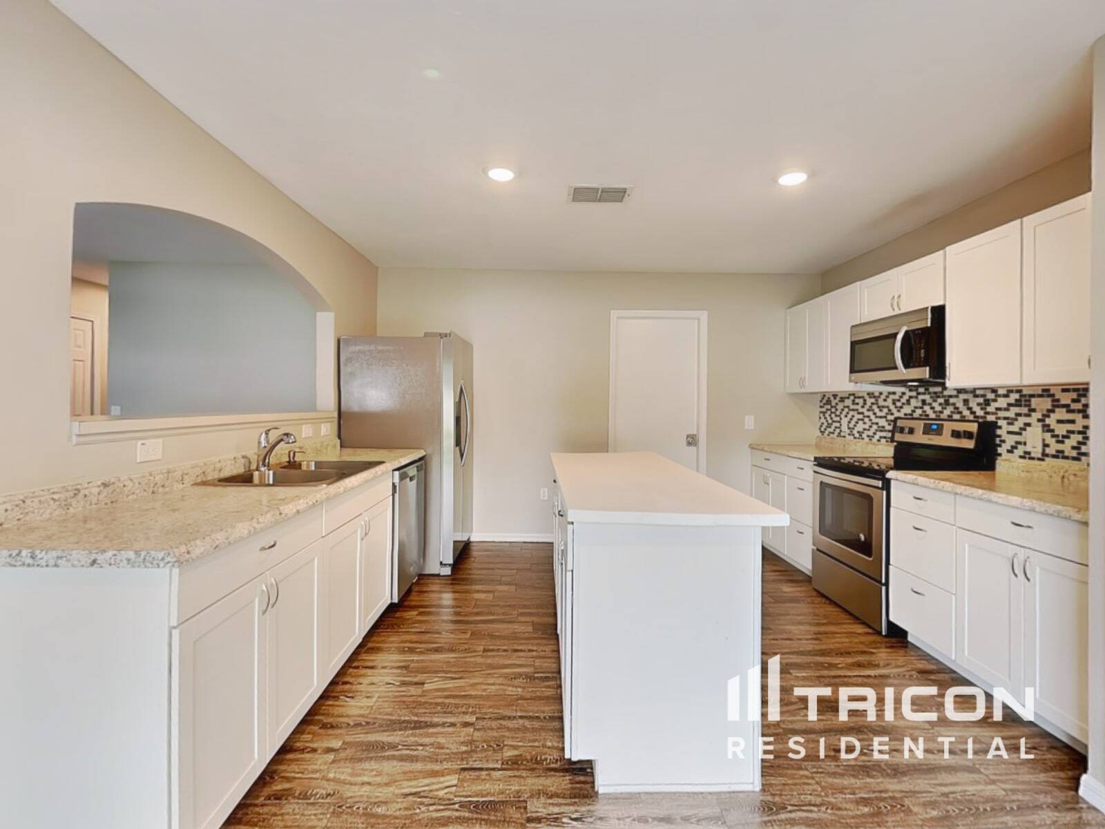 Building Photo - 3013 Whispering Trails Dr