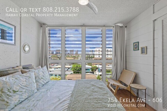 Building Photo - 754 Ekela Ave