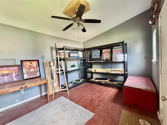 Building Photo - 1125 Christie Dr