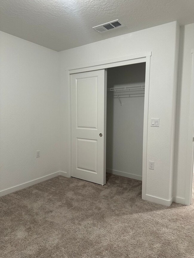 Building Photo - Welcome To This Charming Two-Story Home Ne...