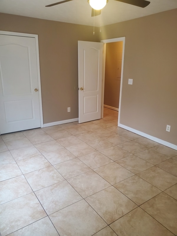 Building Photo - 6227 Dorsett Shoals Rd