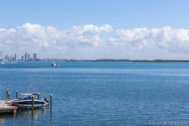 Building Photo - 2201 Brickell Ave