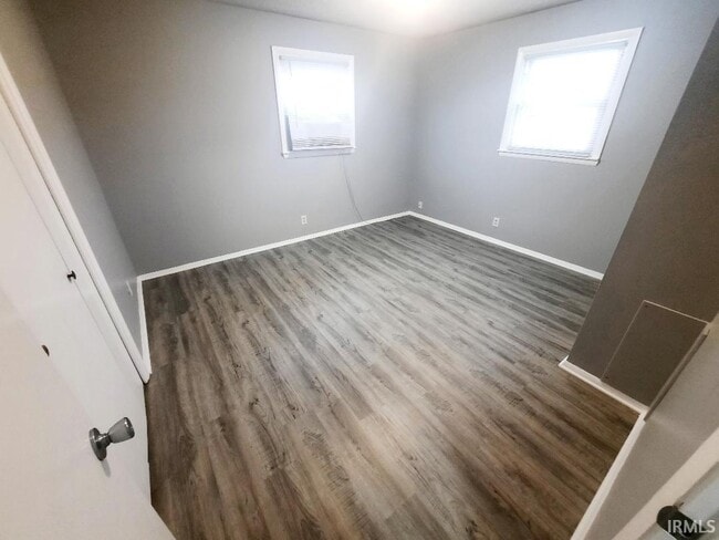 Building Photo - 3206 W Cypress Dr