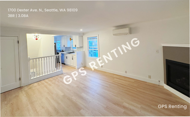 Building Photo - 1700 Dexter Ave N