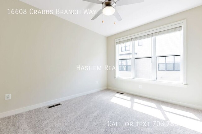 Building Photo - 16608 Crabbs Branch Way