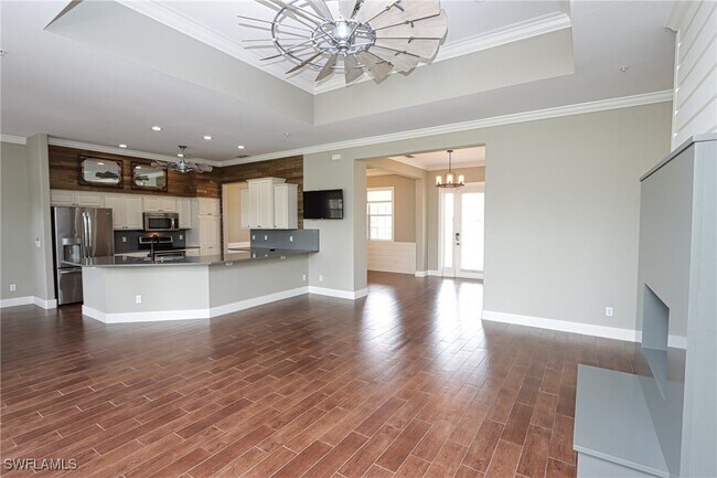 Building Photo - 16680 Oak Grove Ct