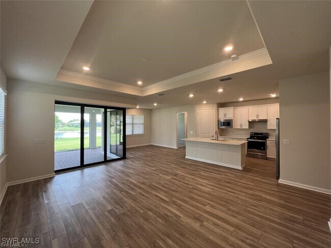 Building Photo - 5931 Prosperity Ln