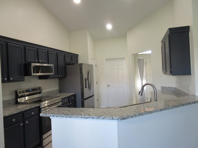Building Photo - 1185 Rio De Janeiro Ave