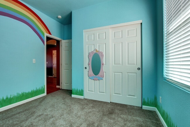 Building Photo - The Meadows of Castle Rock Ranch home w/finished basement & Mountain Views.