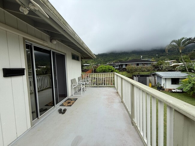 Building Photo - Maunawili furnished studio ADU available now!