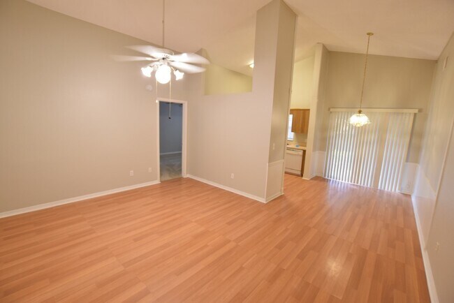 Building Photo - 120 N Cervidae Dr