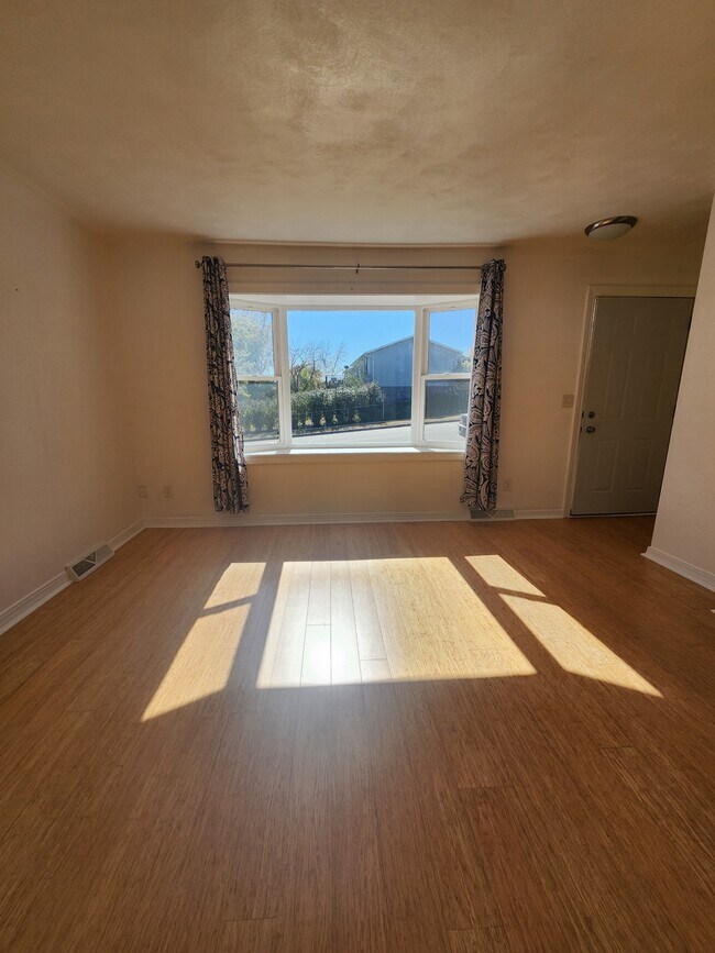 3701 Hillcrest Rd 3701 Hillcrest Rd Dubuque IA 52002 Apartment Finder