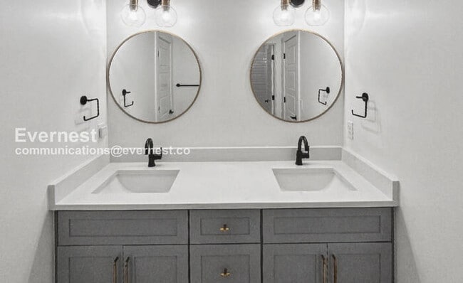 Building Photo - 113 Creighton Ave