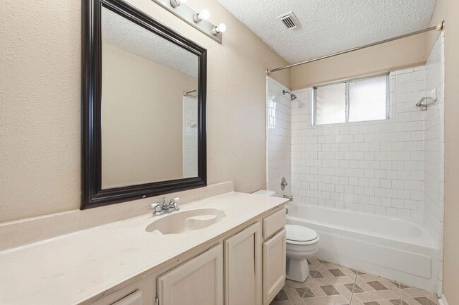 Building Photo - 16623 Red Gully Dr