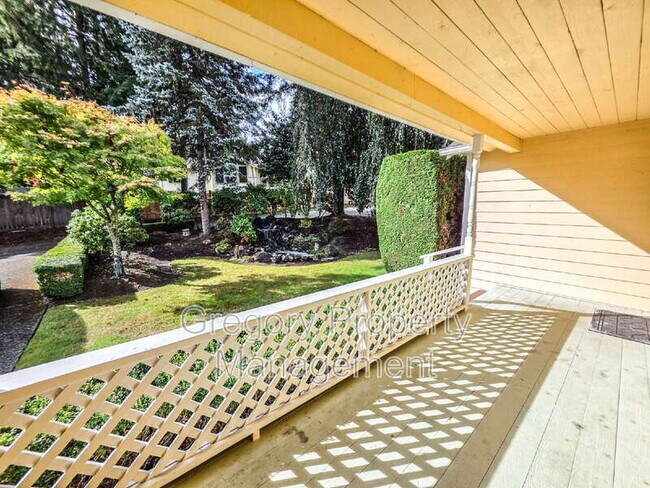 Building Photo - 4155 West Lake Sammamish Pkwy NE